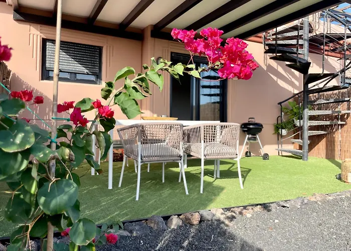 The Place - Surf & Soul Majanicho